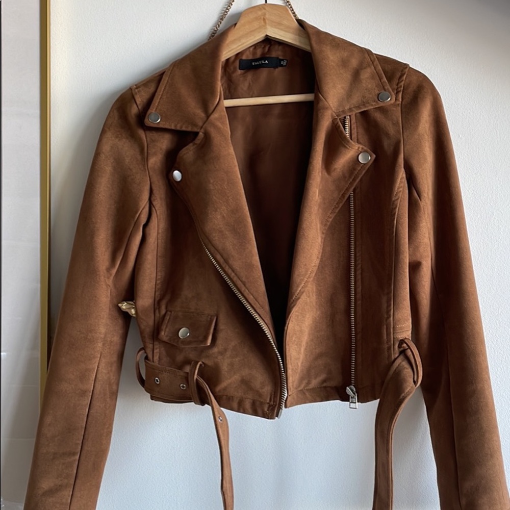 Aritzia Talula Velvet Jacket